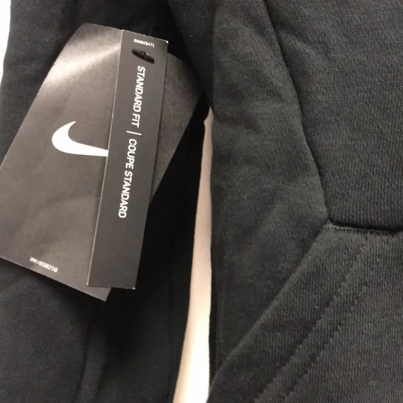 Nike Boy’s Sportwear Club Pullover Hoodie - Picture 5 of 6